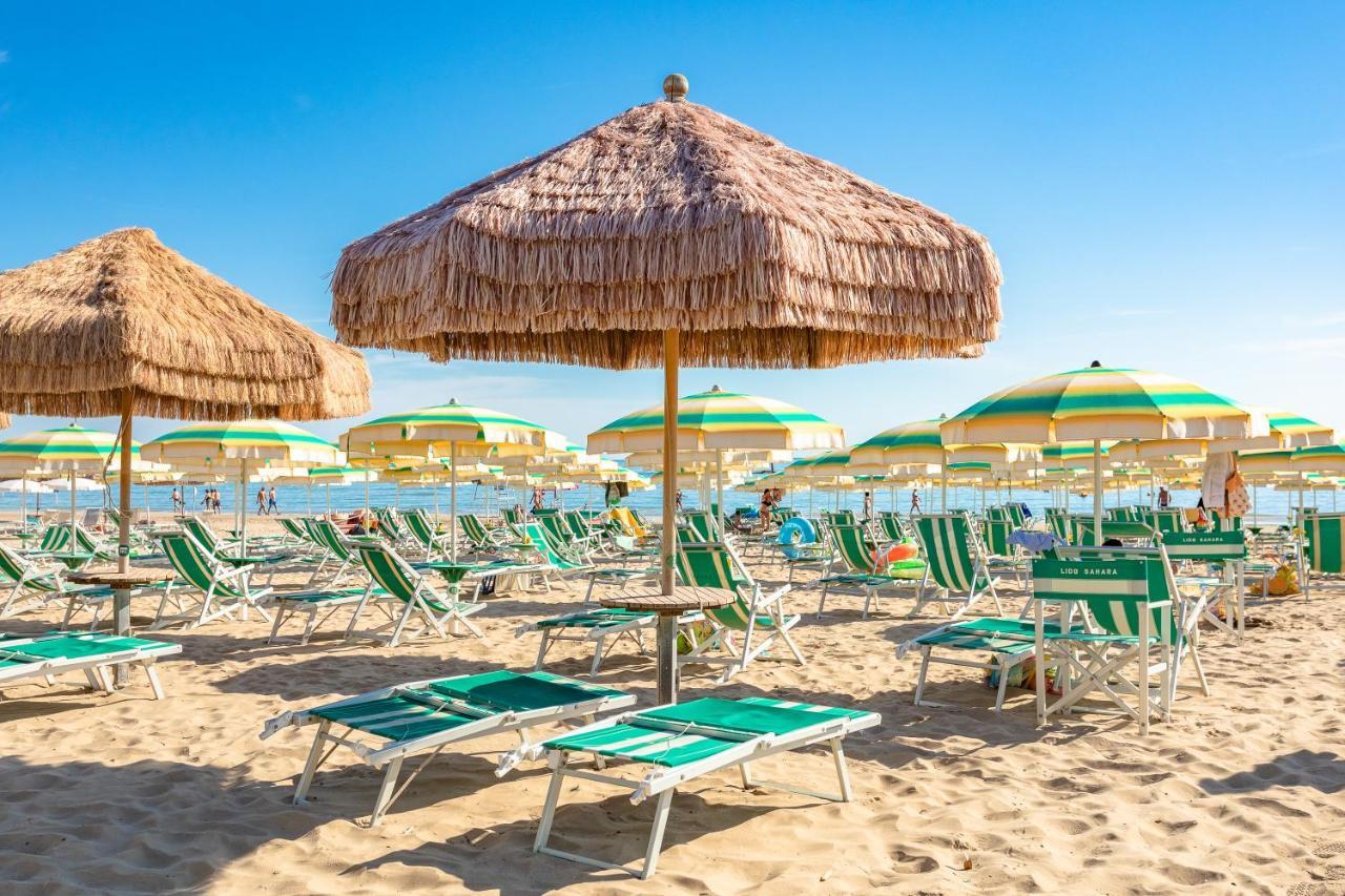Case Vacanze Blue Bay Resort Розето-дельї-Абруцці Екстер'єр фото